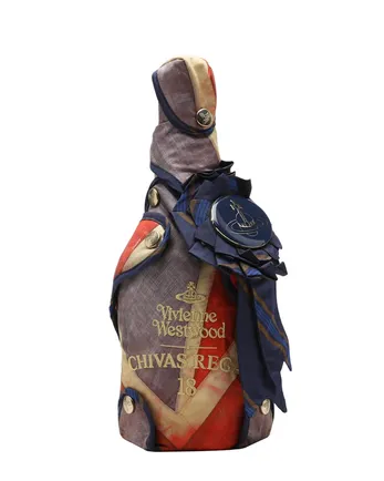 Chivas Regal 18 años Vivienne Westwood Edition